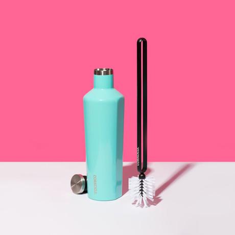 bottle-brush-w4 accessories_bottlebrush_lifestyle.jpg