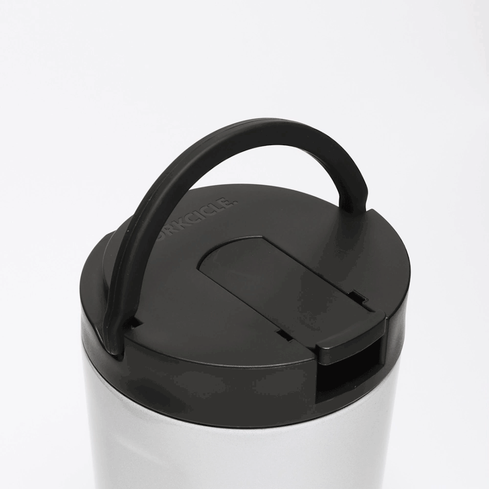 disney-kids-cup-t9 Kids_Cup_28_0906b7b6-4acf-4cb6-8c0d-d15f57c40b85.gif